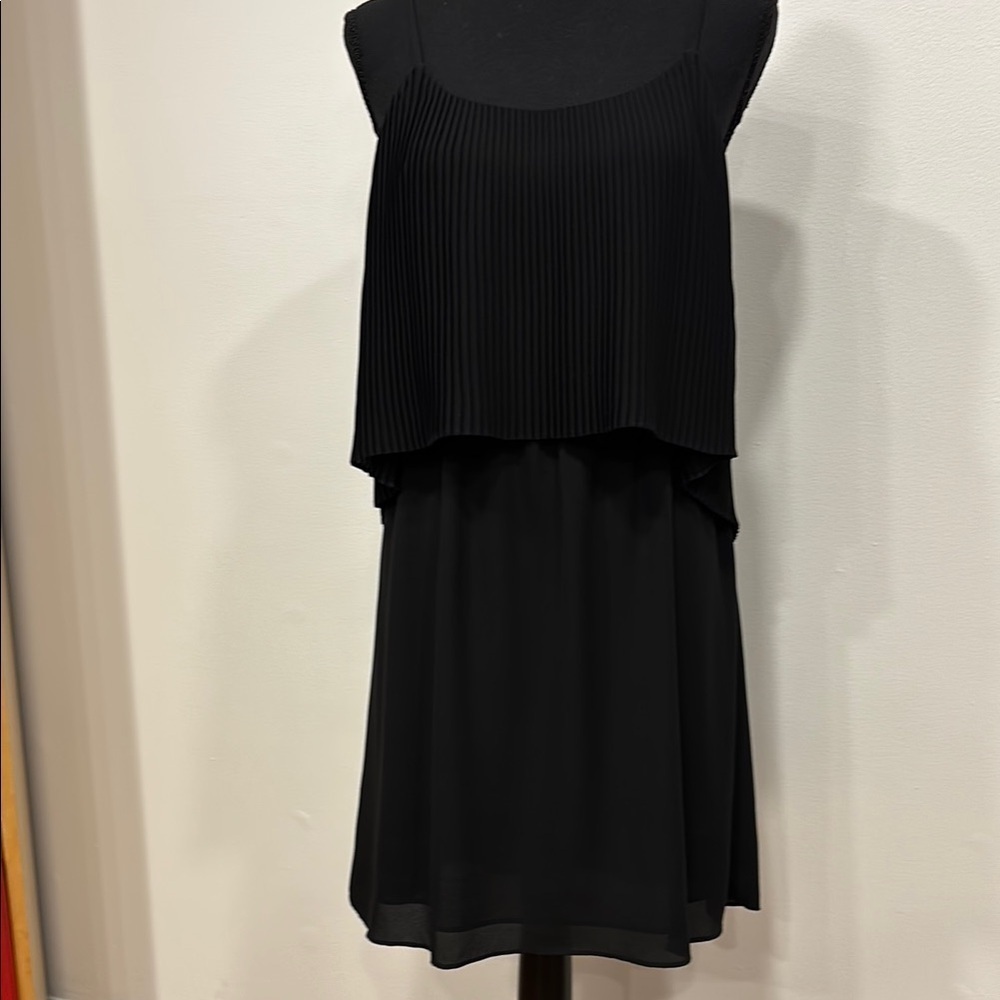 MOSSIMO Elegant Black Sleeveless Dress! Adjustable straps, size S. - Picture 2 of 4